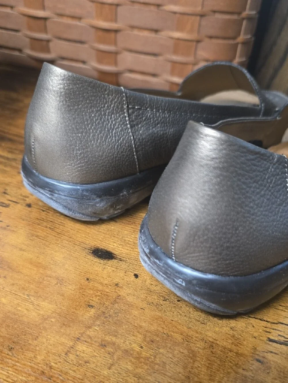 Easy Spirit Metallic Bronze Floral-Embossed Slip-On Loafers